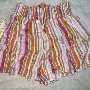 No comment Shorts for Women size L